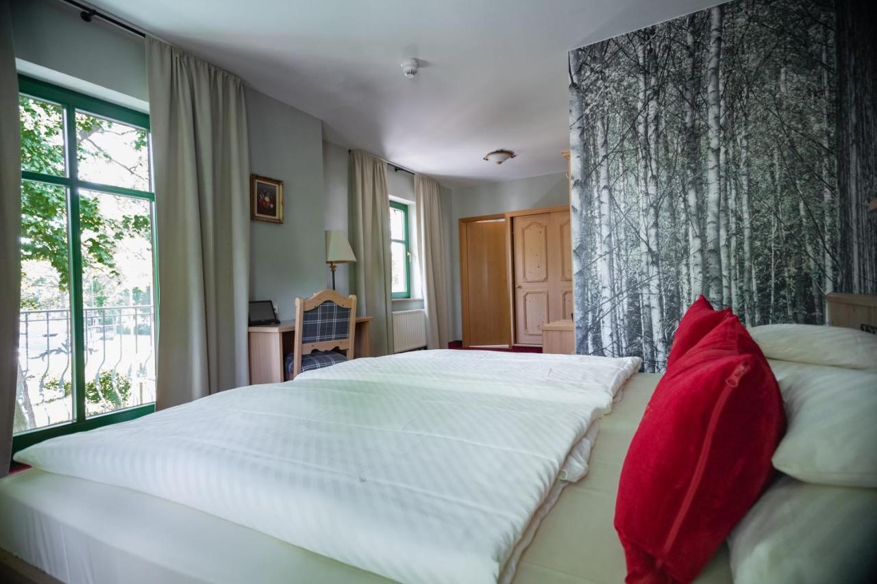 Landgasthof Zum Muehlenteich Eggersdorf  Bagian luar foto