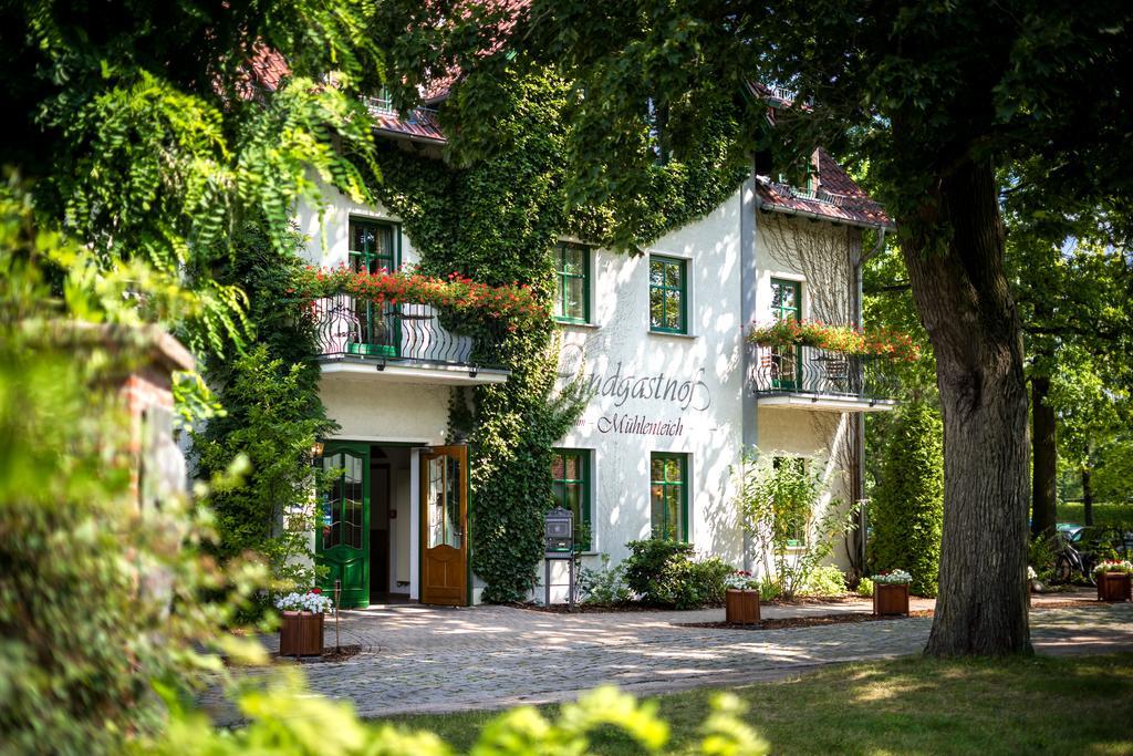 Landgasthof Zum Muehlenteich Eggersdorf  Bagian luar foto